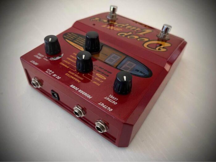 AKAI DEEP IMPACT BASS SYNTH PEDAL WITH BOX - Andy's Vintage