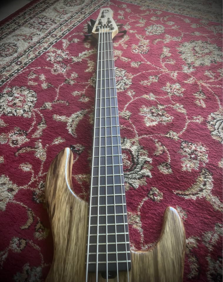 588314839_889364773917290_5255333798176737773_n