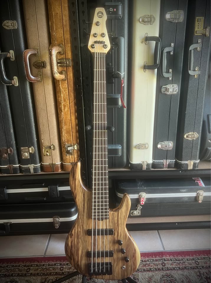 588699300_852422427485387_5498238337943197051_n