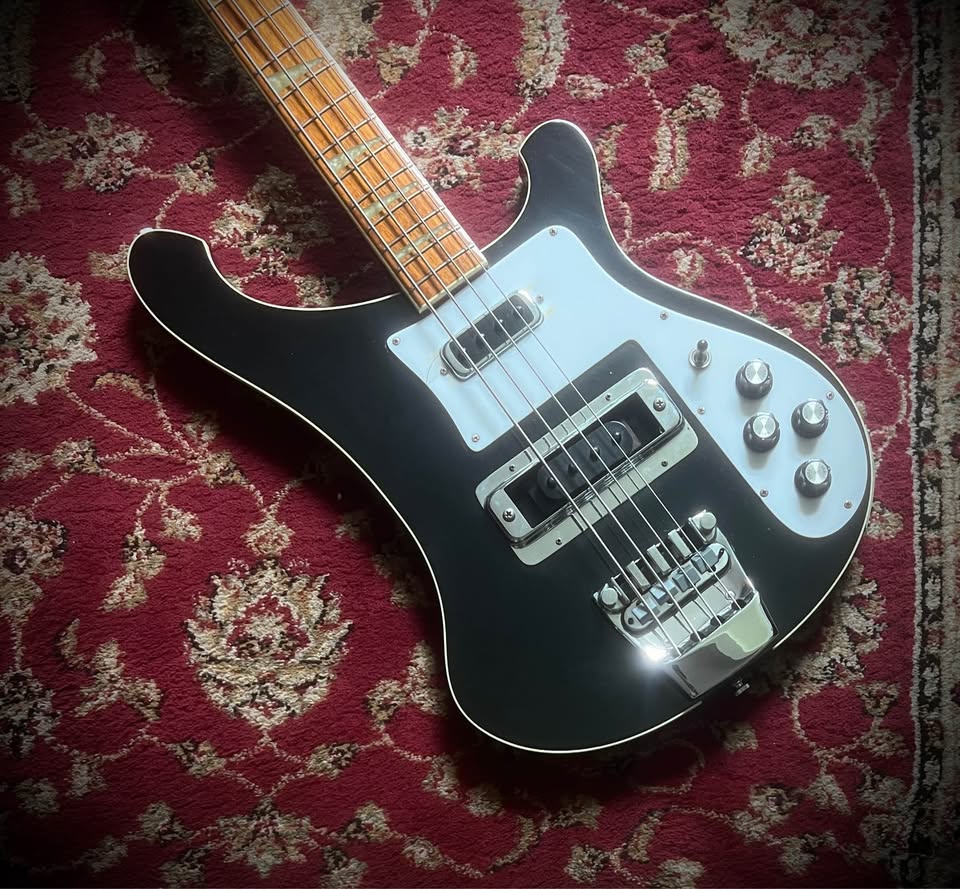 644695201_891504406845112_7556562640282550129_n